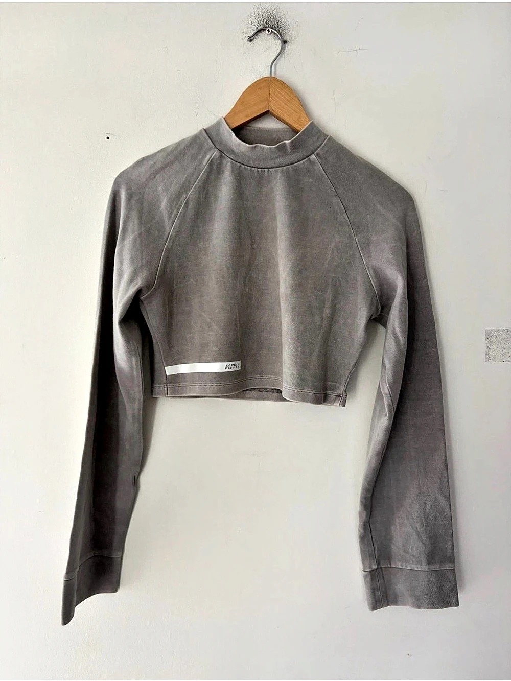 Kith Mock Neck Cropped Sweatshirt Gray XS